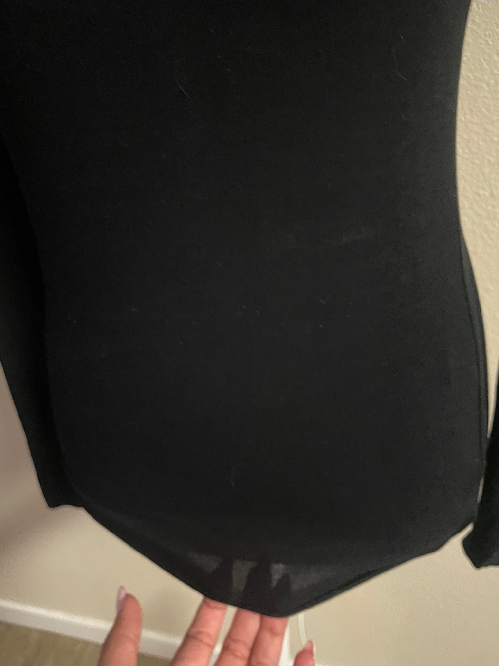 Trois Black Long Sleeve Top Size 1 Padded Shoulders Stretchy Viscose — image 4 of 8